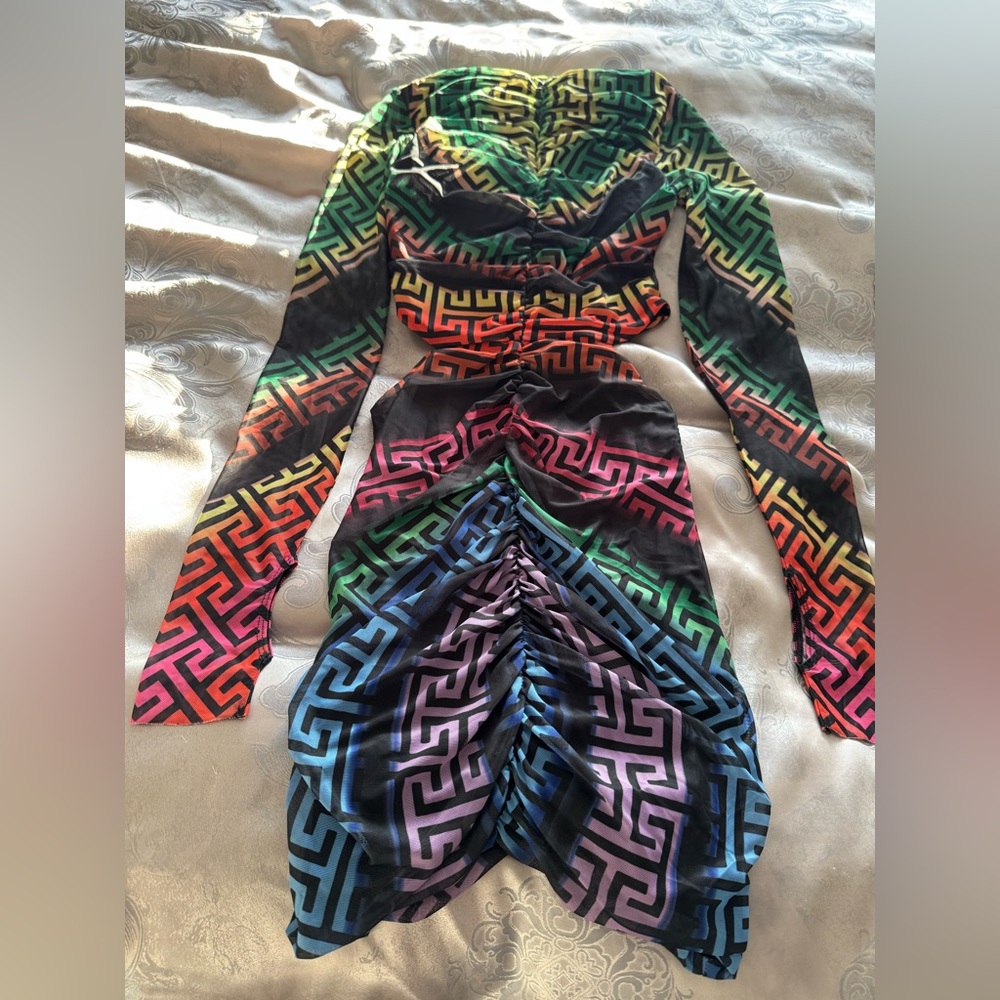 Multicolor Geometric Patterned Dress - Picture 4 of 4